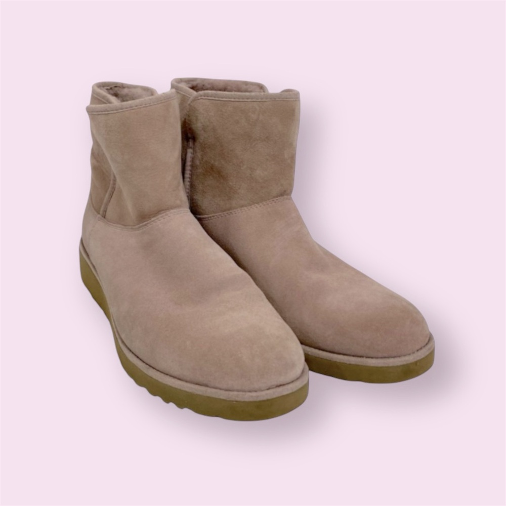 UGG KRISTIN WATER
RESISTANT SUEDE BOOTS LIKE NEW! WOMEN’S SIZE 10 - Picture 5 of 5